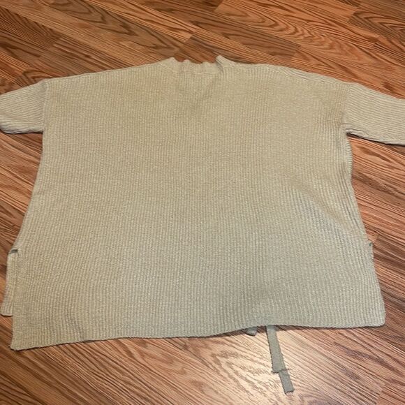 ILLA ILLA Oversized  Cream Sweater, aesthetic natural color, beige, neutral, S - Picture 6 of 7